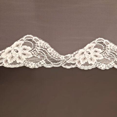 （販売商品）ラッセルレースベール　３ｍ